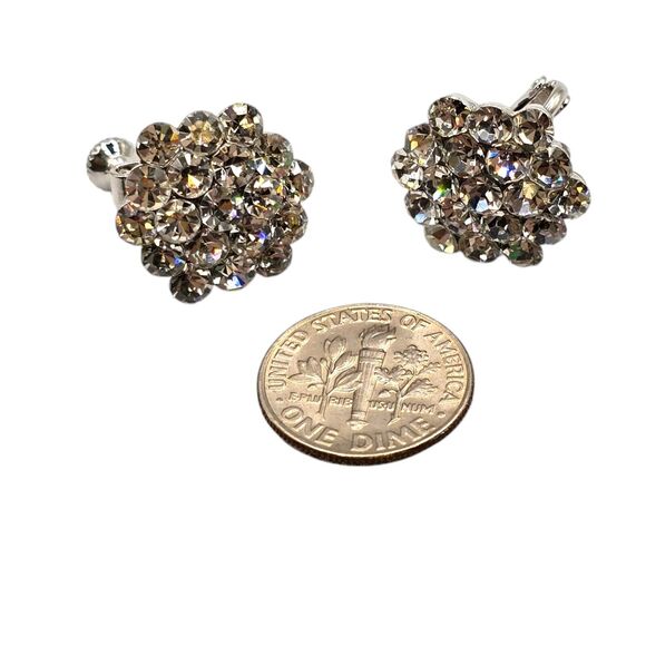 Screwback Earrings Vintage Sparkly Clear Crystal Cluster Silver Tone SKU 2302 - Picture 4 of 7